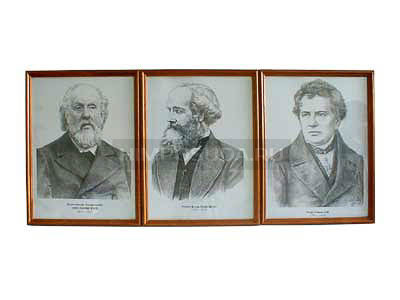 Портреты выдающихся физиков (деревянная рамка, под стеклом) 